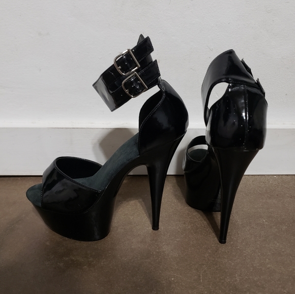 Black | ELLIE | Aliya 609 Platform Heels - Picture 3 of 4